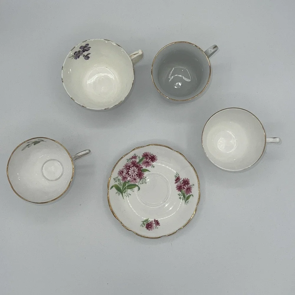 4 TEA‎ CUPS & 1 SAUCER BONE CHINA  FLORAL
